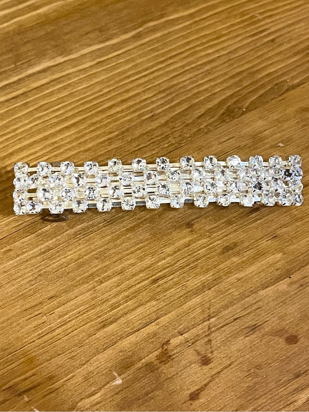 1928 clear rhinestone barrette with 3 adjustable settings on clip 3 1/4”